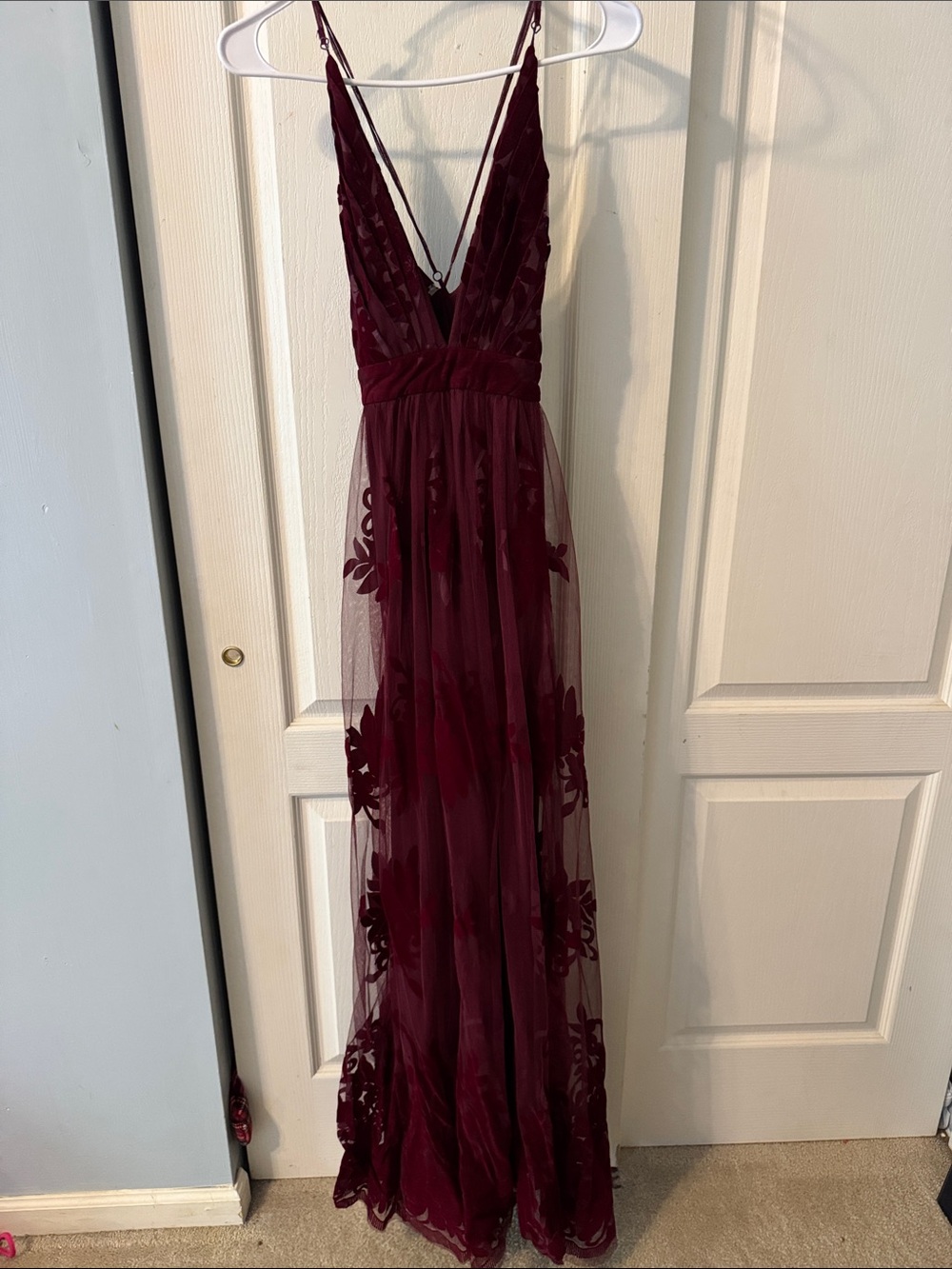 Windsor Burgundy Floral Appliqué Sheer V-Neck Maxi Chemise